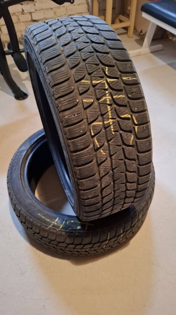 Bridgestone Blizzak LM25V Tli gumi 225/45r19