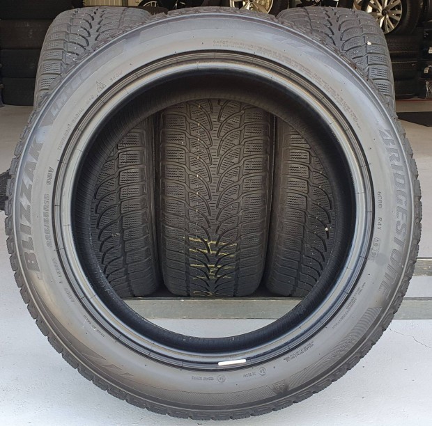 Bridgestone Blizzak LM-80 225/55 R18 tli gumi 4db /T163