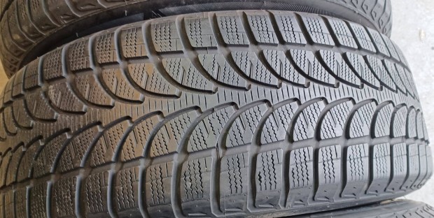 Bridgestone Blizzak LM-80 Evo 235/60 R18 t�li gumik 4db