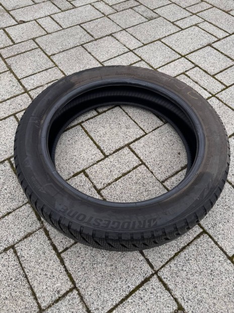 Bridgestone Blizzak hasznlt tligumi 1 db