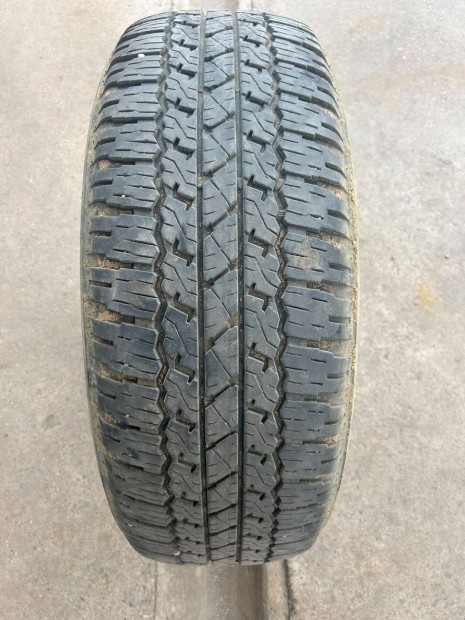 Bridgestone Dueler A/T 265/65R17 Használt DOT19 80%