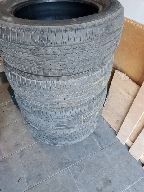 Bridgestone Dueler H/L 33 235/60R18 103H nyri gumi szett 