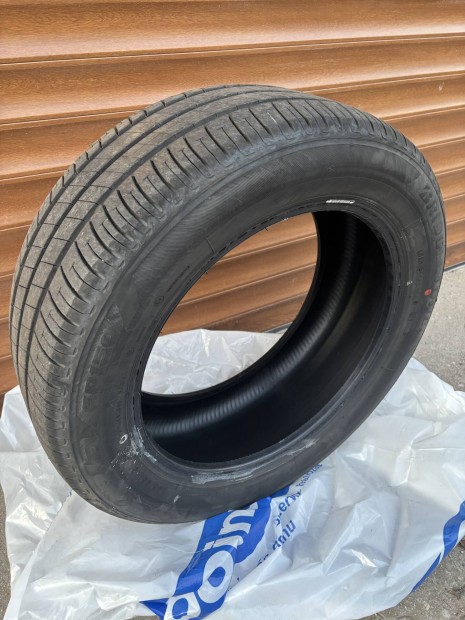Bridgestone Ecopia EP150 205/55 R16 ny�ri gumiszett