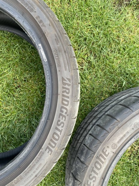 Bridgestone Potenza R18 nyri