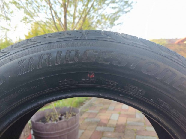 Bridgestone Turanza 215/60 R16 nyri gumi