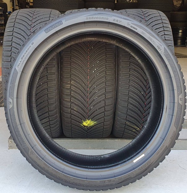 Bridgestone Turanza 225/40 R18 ngyvszakos gumi 4db /T125