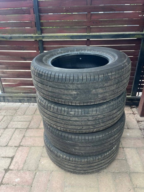 Bridgestone Turanza 6 215/65 R16 102H nyári autógumi