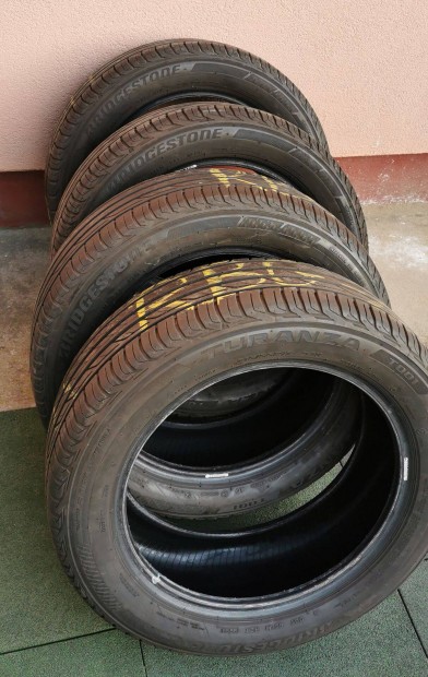 Bridgestone Turanza T001 215/55 R17 215/55R17 94V nyri gumik 4db