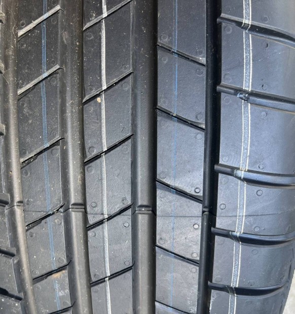 Bridgestone Turanza T005 195/55 R16 j Gumi