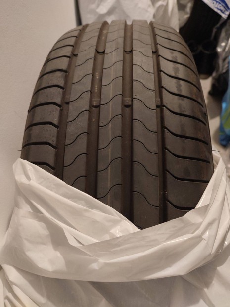 Bridgestone Turanza T6 215/60 R17 96H ny�rigumi szett