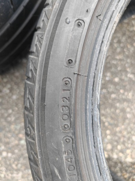 Bridgestone Turanza nyári gumi eladó