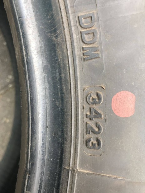 Bridgestone autógumi újszerű