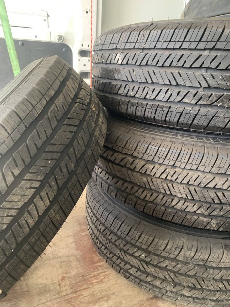 Bridgestone dueler H\T 255/70 R18
