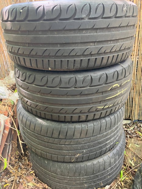 Bridgestone nyári autógumi 2db eladó