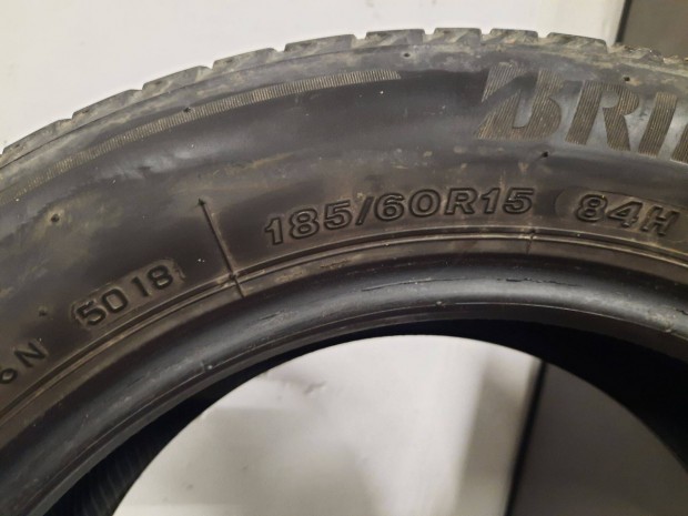 Bridgestone nyri gumi 185/60/R15