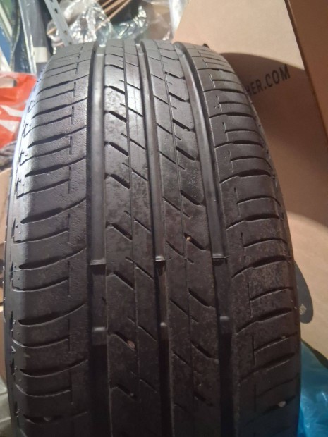 Bridgestone nyári gumi R 16 185/55 4 db