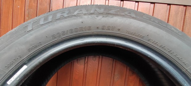 Bridgestone nyári gumi garnitúra nyárigumi szett jó 205/60r16
