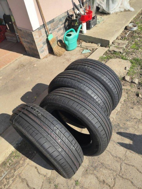 Bridgestone ny�ri gumi �j