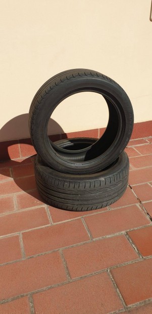 Bridgestone ny�ri gumik 225/45/R17 2db hobbira