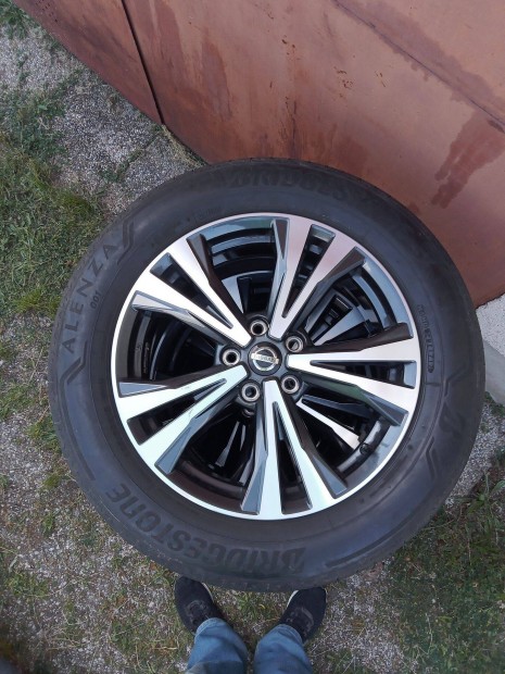 Bridgestone nyári gumik 225/60r18, 225/50-18 A Felni Nem Eladó!!!