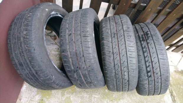 Bridgestone nyri gumiszett 195/55 R16