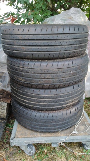 Bridgestone turanza SUV nyrigumi 225/65R17