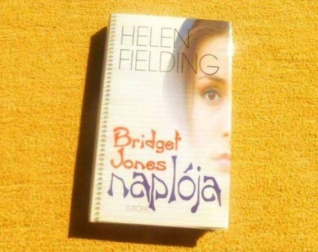 Bridget Jones naplja - Helen Fielding - j knyv