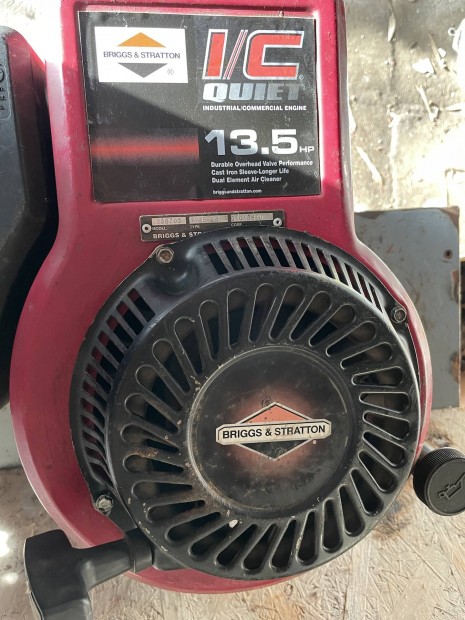 Briggs 13,5 le c fnyr traktor motor