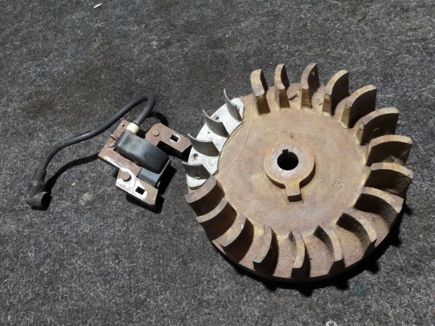 Briggs & Stratton 5 HP kaplgp komplett gyjts szett