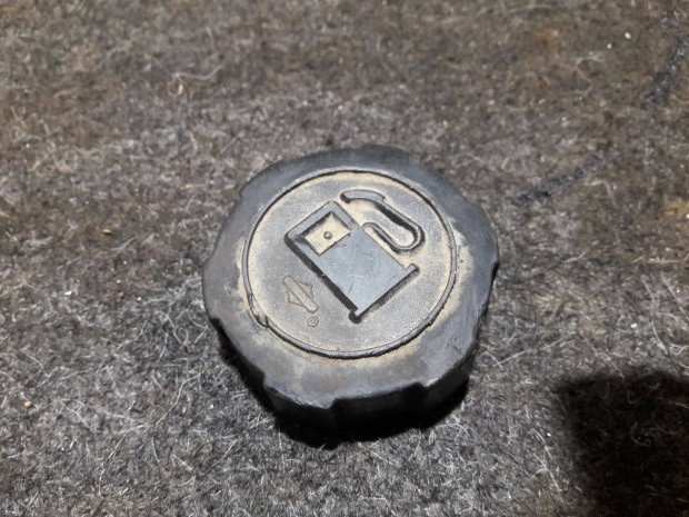 Briggs & Stratton kapálógép / fűnyíró tank sapka