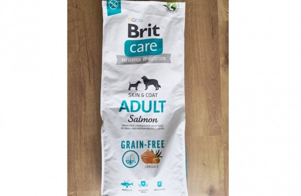 Brit Care Dog Grain-free Adult lazac, burgonya 8,8 kg