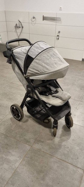 Britax Rmer B-Agile M + ajndk tart