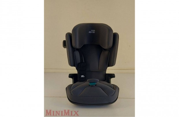 Britax Rmer Kidfix i-size 100-150 cm Storm Grey gyerekls 4-12 v