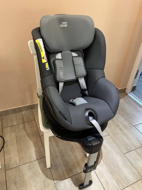 Britax Rmer auts gyerekls 360 fokban forgathat