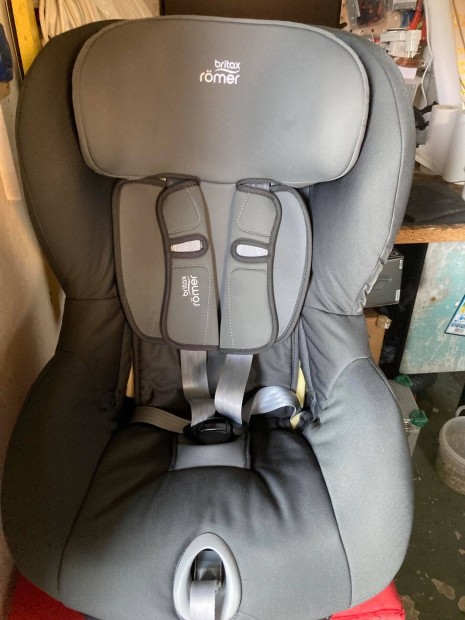 Britax Rmer dnthet gyerekls.l