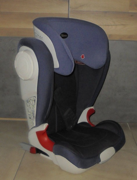 Britax Römer kidfix Xp II isofix autósülés 15-36kg futárral is küldöm