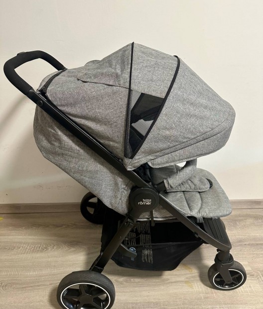 Britax rmer sport babakocsi