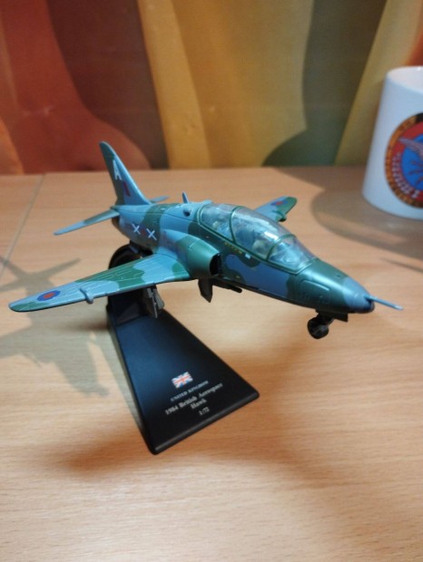 British Aerospace Hawk vadszgp modell talppal