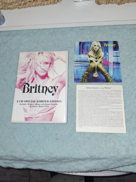 Britney CD Spears Album limited 17 track  cd-dvd 2 lemezes