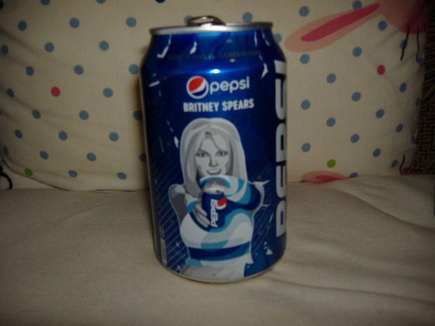Britney Spears PEPSI Doboz