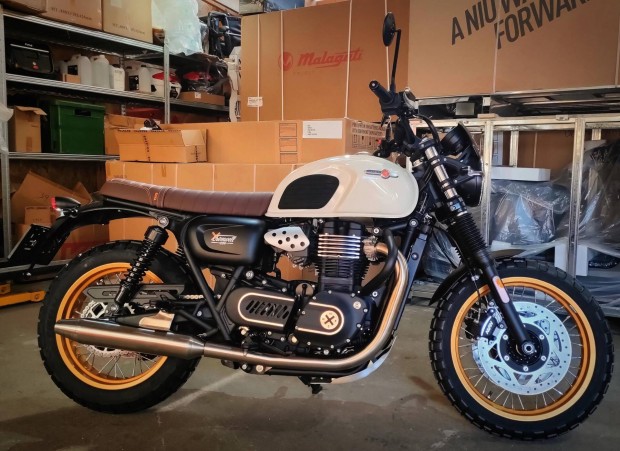 Brixton Cromwell 1200X scrambler