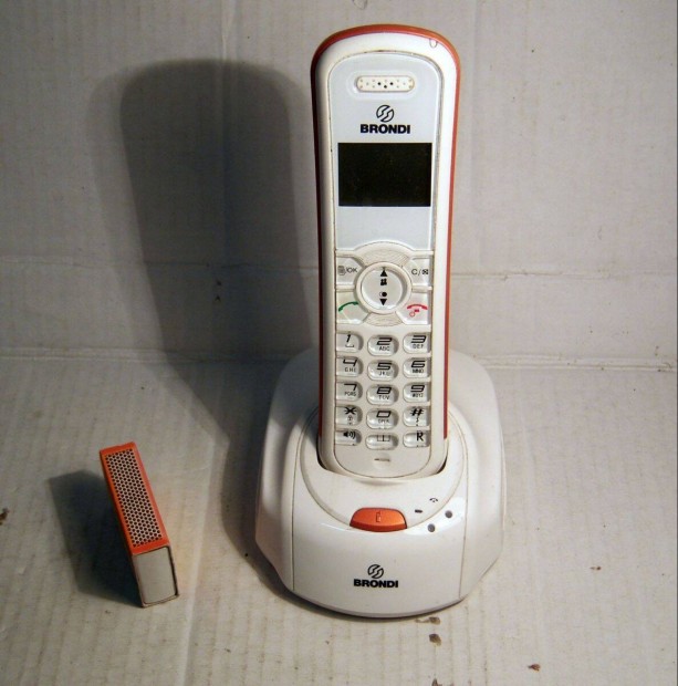 Brondi Vonalas Telefon (hinyos, teszteletlen)