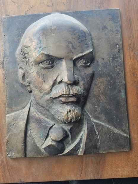 Bronz, Lenin domborm, Cskszentmihlyi Rbert