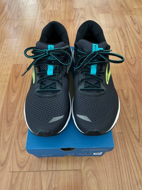 Brooks Adrenaline GTS 20 futcip elad