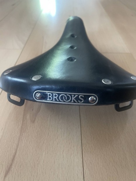 Brooks B17S nyereg