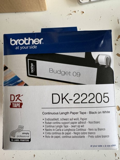 Brother DK-22205 etikett cmke 62mm x 30,48m fehr