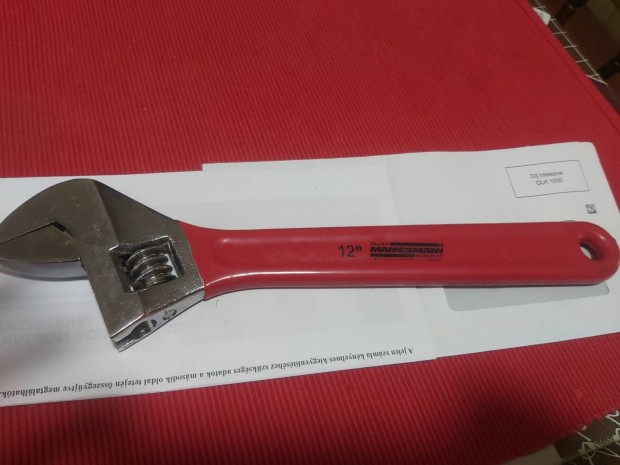 Bruder Mannesmann 12"Allitható Kulcs 9