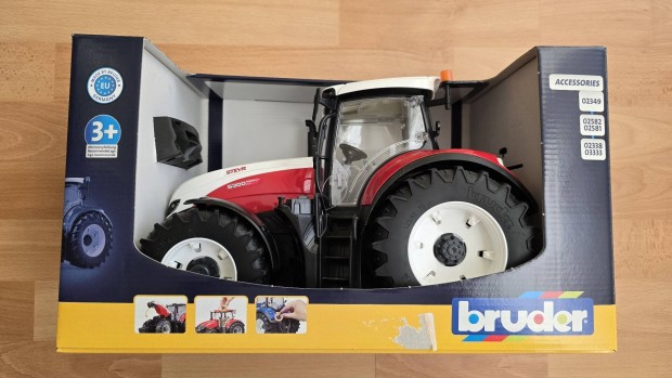 Bruder Steyr 6300 traktor+ Bruder Lemken vltaforg eke + ni figura