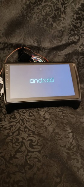 Brut�l Android 15 Fejegys�g Audi A3/A4/TT - 4GB/64GB, Full Szett!