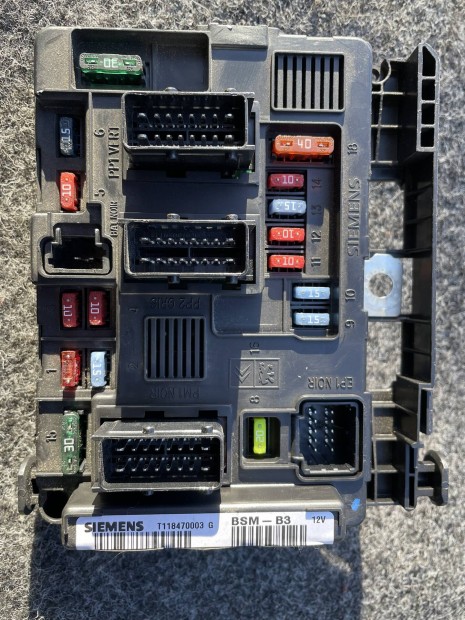 Bsm b3 b-3 b 3 modul biztostk tart tbla biztostktbla 